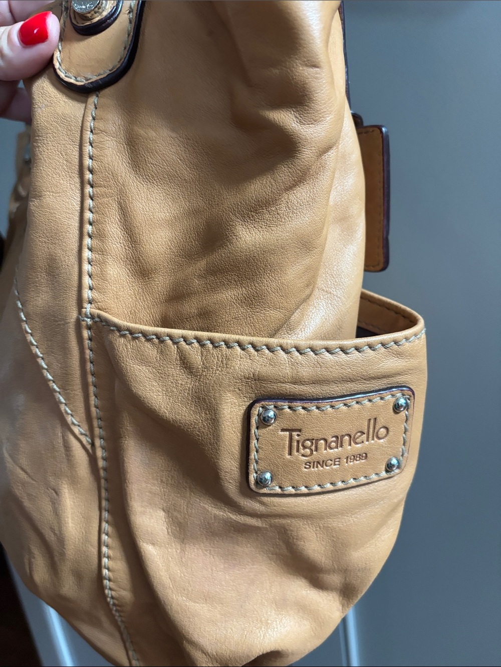 Tignanello Tan Leather Shoulder Tote bag - Picture 4 of 15
